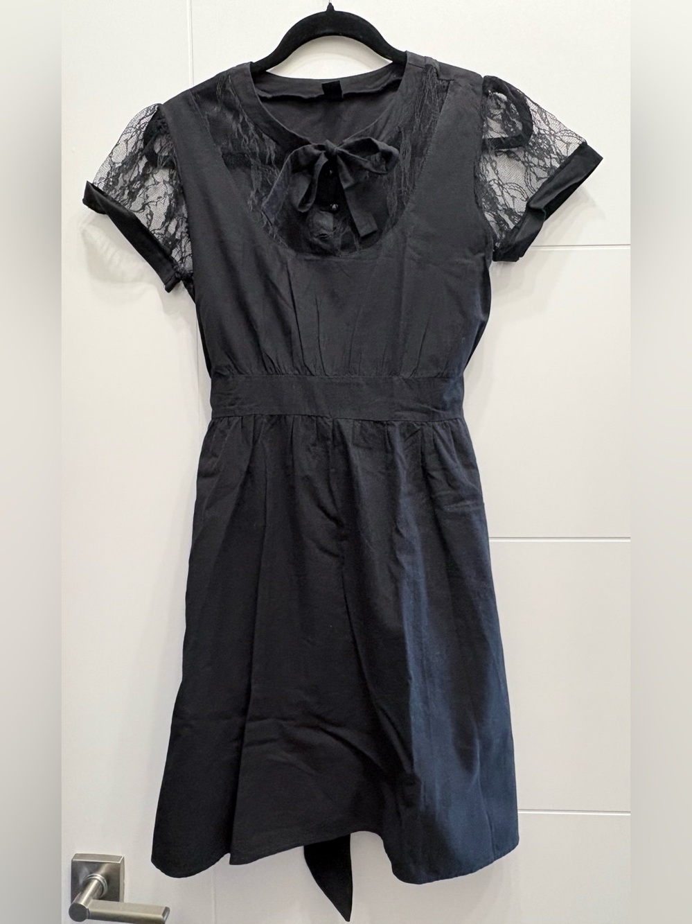Black Lace Sleeve Tie-Neck Women's Dress